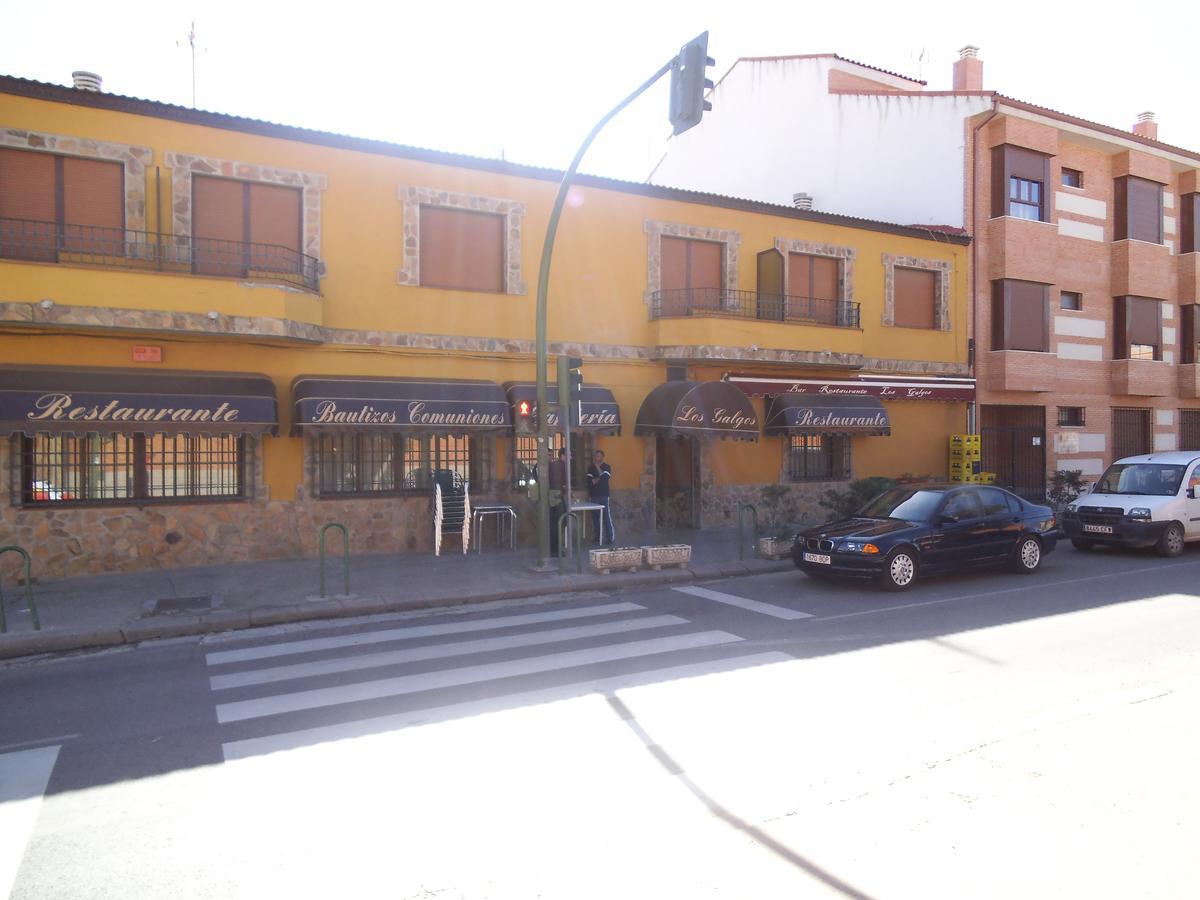 Hostal Los Galgos Yepes المظهر الخارجي الصورة