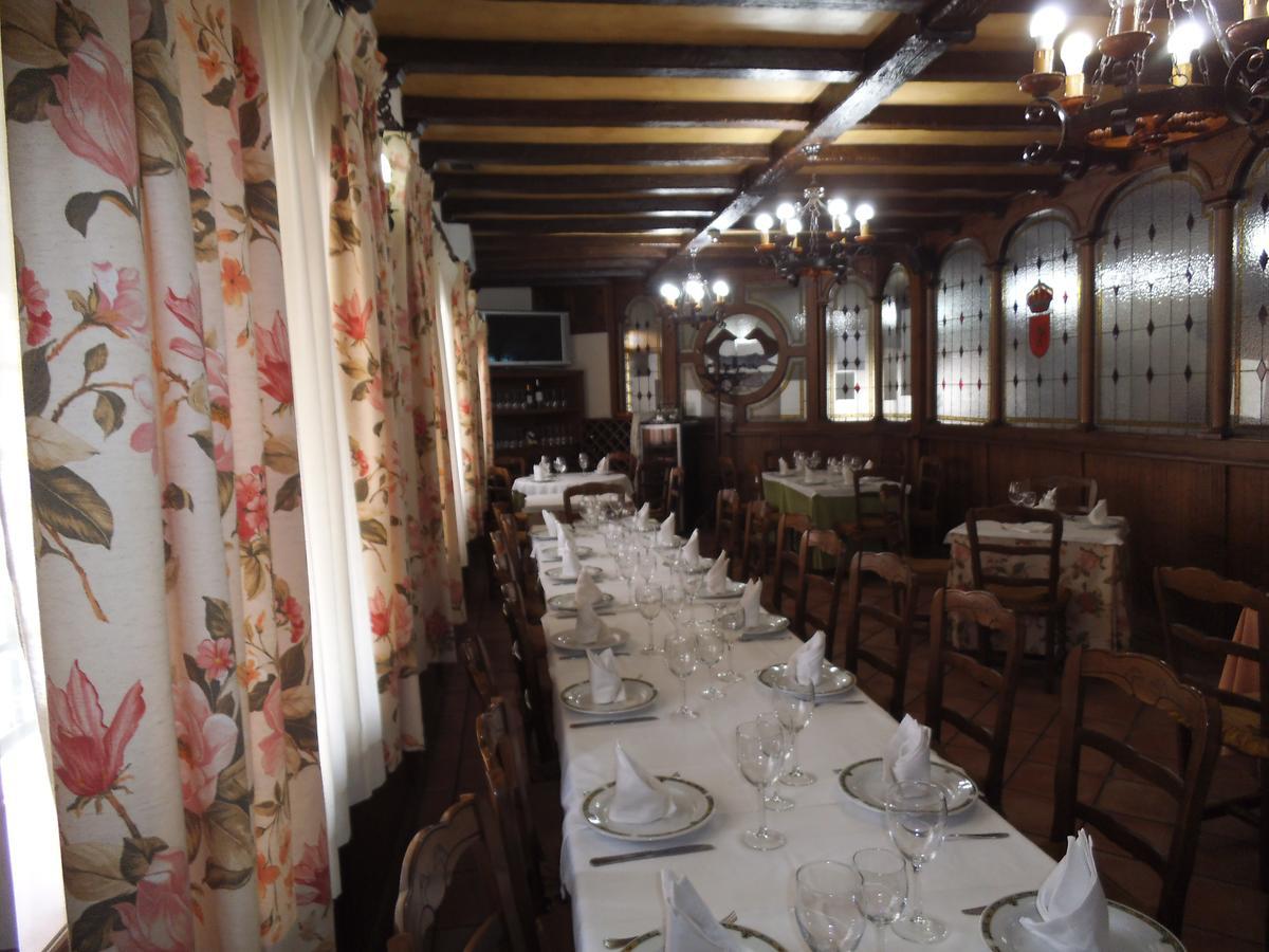 Hostal Los Galgos Yepes المظهر الخارجي الصورة