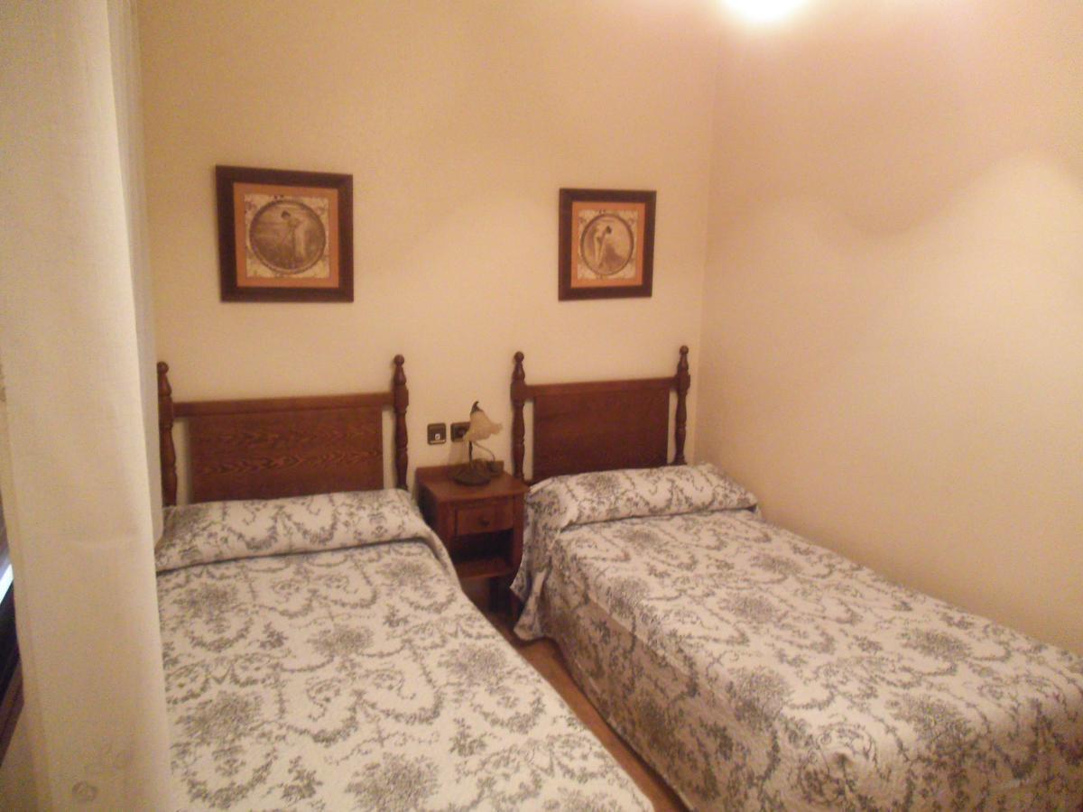 Hostal Los Galgos Yepes المظهر الخارجي الصورة