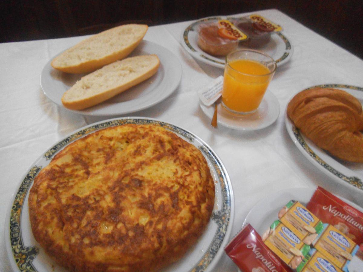 Hostal Los Galgos Yepes المظهر الخارجي الصورة